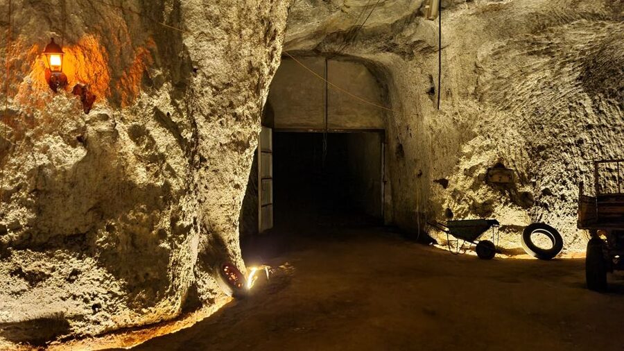 Rome: Appian Way Underground Catacombs Bike Tour with Lunch - E-bikes in Rome: ease of riding, safety, and the one big requirement