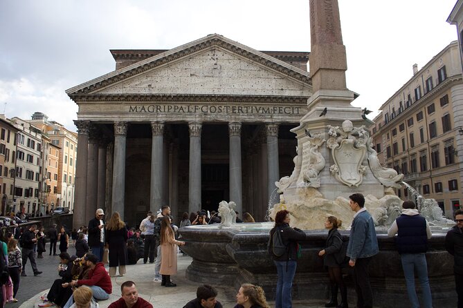 Rome at Night: Small Group Guided City Walking Tour - Pantheon Stop: The Giant Dome Without the Inside Ticket