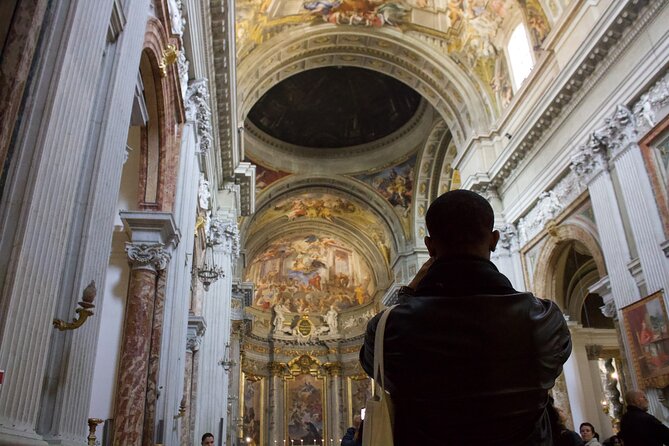 Rome at Night: Small Group Guided City Walking Tour - Colosseum Under the Lights: What You Get and What You’ll Miss