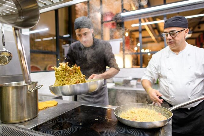Rome: Authentic Roman Restaurant Dining Experience - Service and Pacing: What 5-Star Looks Like in This Room