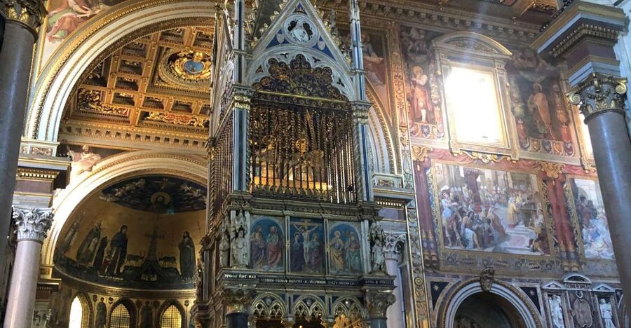 Rome: Basilica of St John Lateran & Holy Steps 1-Hour Tour - The guides make the difference: Wen, Tom, and the question-friendly style