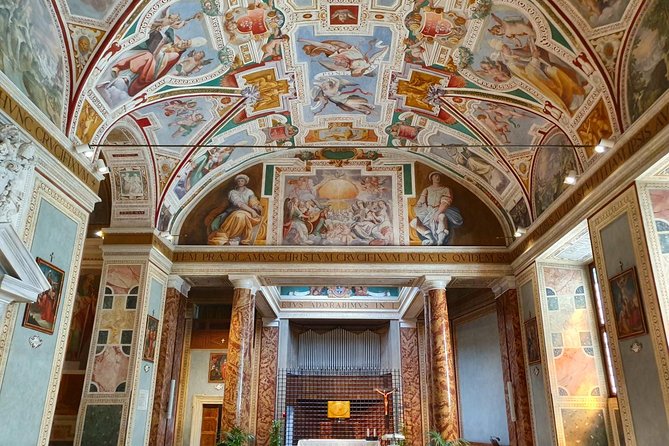 Rome: Between Holy Doors Small Group Walking Tour - Who This Tour Suits Best (and Who Might Feel Frustrated)