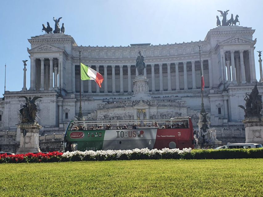 Rome: BigBus&RomeBoat Hop-On Hop-Off Bus and Boat Combo - The onboard audio guide: how it helps you make sense of stops