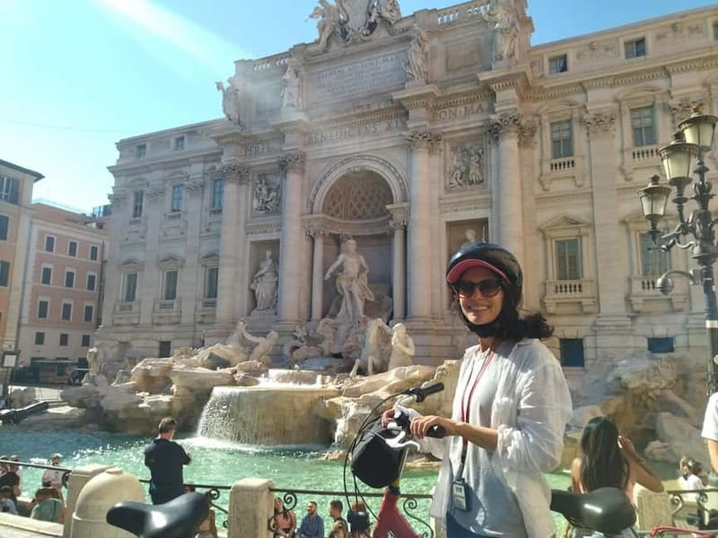 Rome Bike and eBike Rentals - Getting your bike at Via dei Delfini, 35