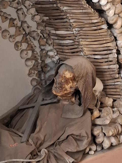 Rome: Bone Crypts Express - Tour in ENGLISH with tickets - Inside the six bone chapels: what you’ll actually see room by room