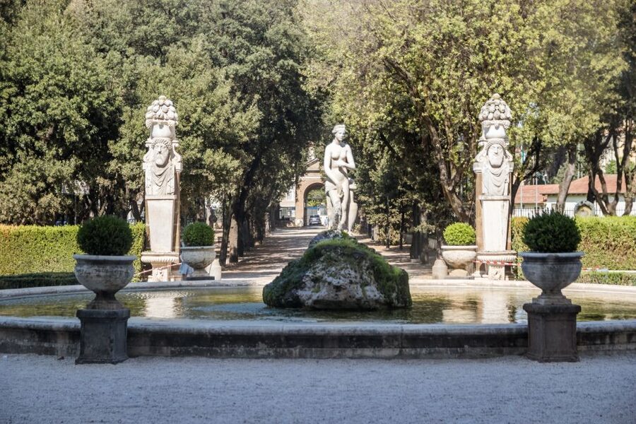 Rome: Borghese Gallery Skip-the-Line Ticket and Guided Tour - What makes the art historian angle worth paying for