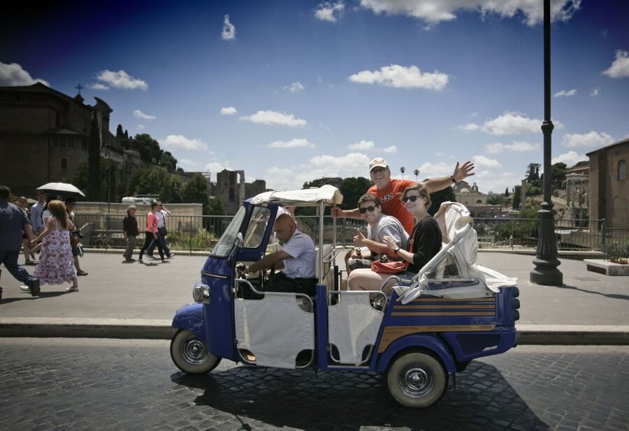 Rome by Ape Calessino - Why the Ape Calessino tour feels different from buses