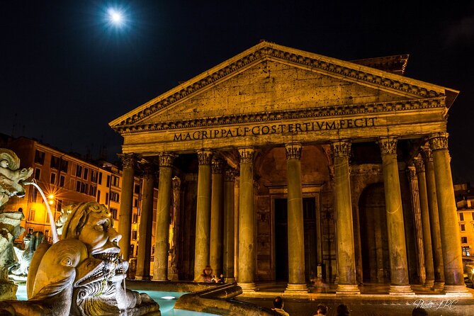 Rome by Night Walking Tour - Piazza Navona: three fountains, one lively night finish