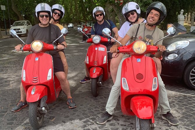 Rome by Vespa – Vespa Tour with Local Guide Francesco - Trevi Fountain: The Coin Toss Stop You’ll Actually Enjoy