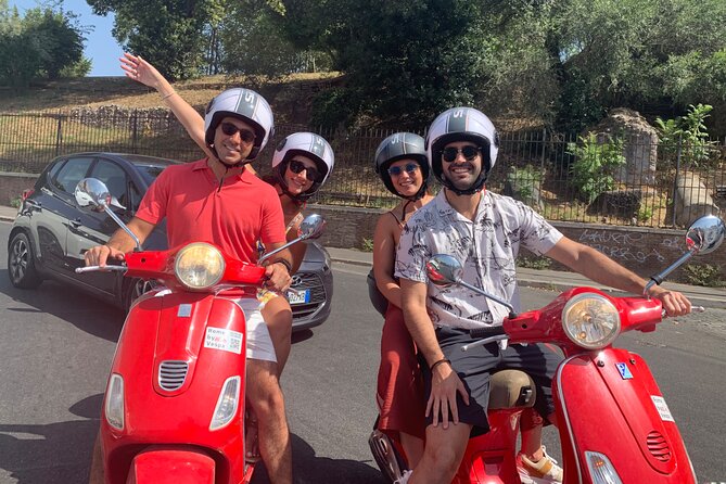 Rome by Vespa – with Francesco: the Best Guided Vespa Tour - Rione Monti start: the Rome you feel in your ribs