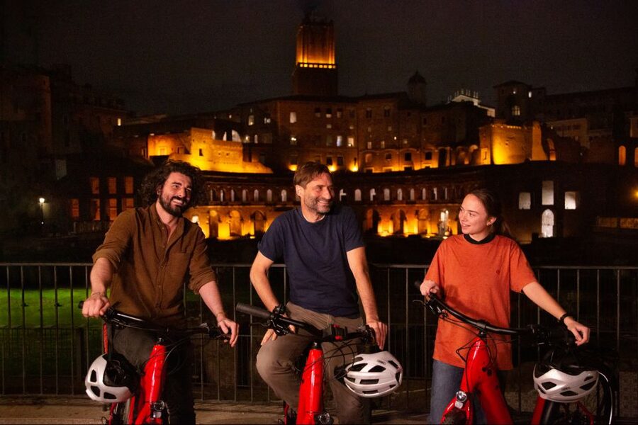 Rome: Cannondale E-Bike Evening Tour with Optional Dinner - Roman Forum and Via dei Fori Imperiali: The Panoramic Stretch