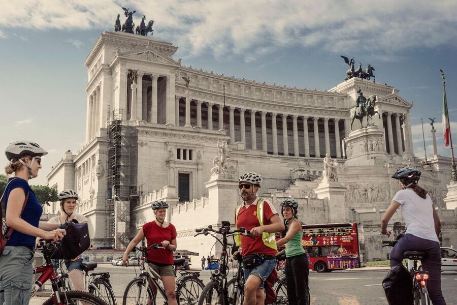 Rome: Cannondale E-Bike Tour of Top Landmarks & More - From Colosseum viewpoints to the Imperial Forums: seeing scale fast