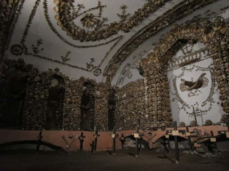 Rome: Capuchin Crypts Guided Tour with Audio Guide Option - Quick hits