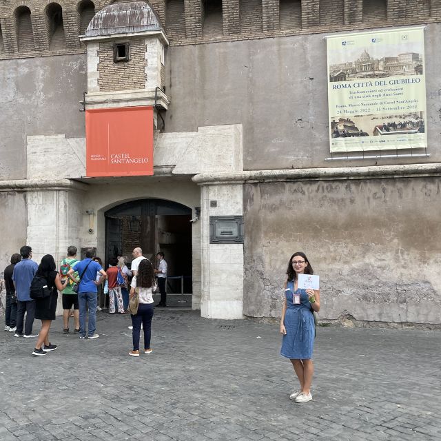 Rome: Castel Sant'Angelo Tour With Skip-the-line Access - Terrace time: defensive walls, big-city views, and a calmer pace