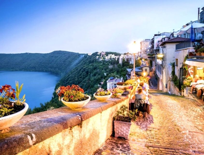 Rome: Castelli Romani Hop-on and Hop-off Tour - Sunday Line 2: Albano Laziale, Ariccia, Genzano, Lanuvio, Nemi