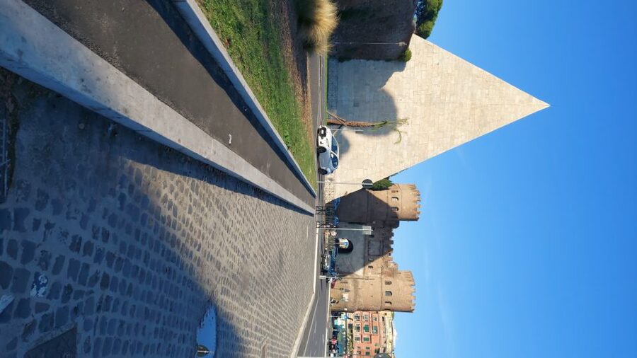 Rome: Catacombs and Appian Way Golf Cart Small-Group Tour - Quick hits you’ll feel right away
