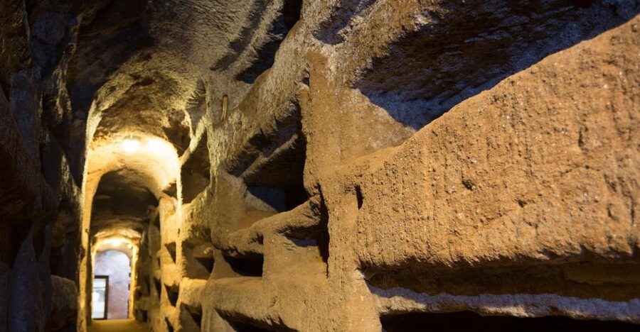 Rome Catacombs Night Tour & Santa Maria Maggiore After Hours - Why Rome feels better after dusk