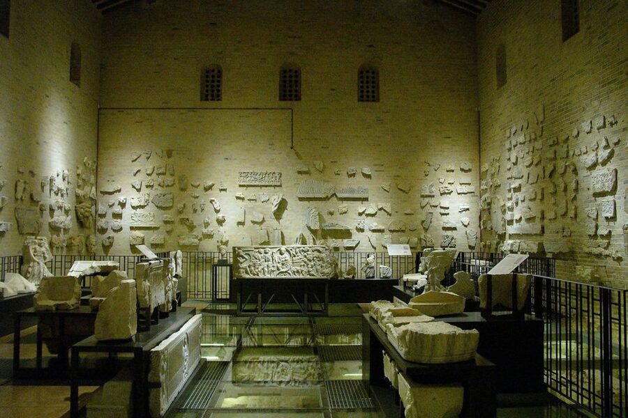 Rome: Catacombs of Priscilla Entry Ticket & Guided Tour - Guides, storytelling style, and what makes the tour worth it