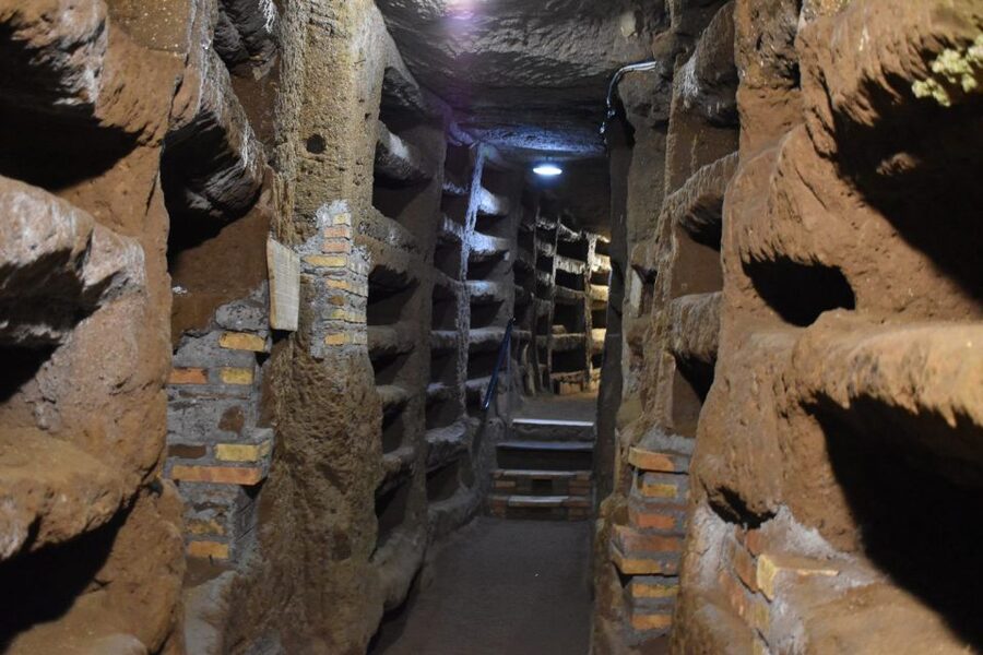 Rome: Catacombs of Priscilla Entry Ticket & Guided Tour - Duration, group size, and the underground reality check