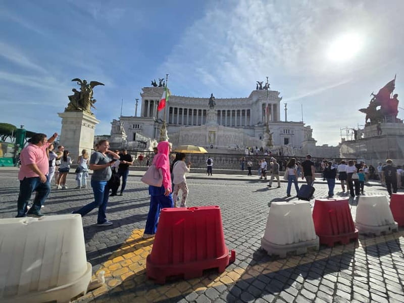 Rome: City Center Private Tour With Tuk-Tuk - Key things that make this tuk-tuk tour worth your time