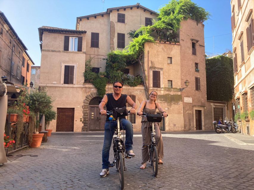 Rome: City Highlights E-Bicycle Tour - Colosseum, Circus Maximus, and the Keyhole of Rome: ancient sights with perspective