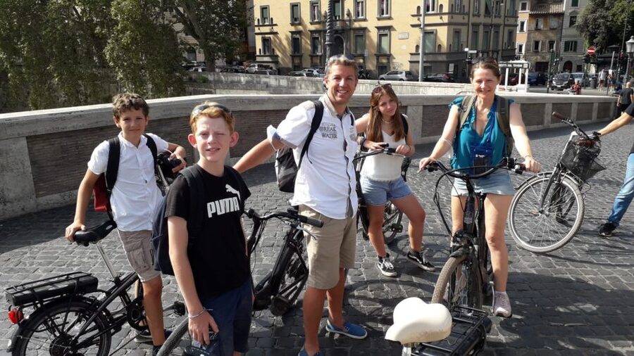 Rome: City Highlights E-Bicycle Tour - Meeting at Landimension Tours near Piazza dei Calcarari
