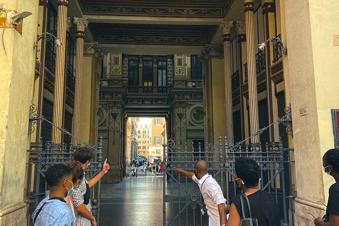 Rome City, Pantheon, and Trevi Fountain Walking Tour - Chiesa di Sant’Ignazio di Loyola: The Baroque Church With an Artificial Dome