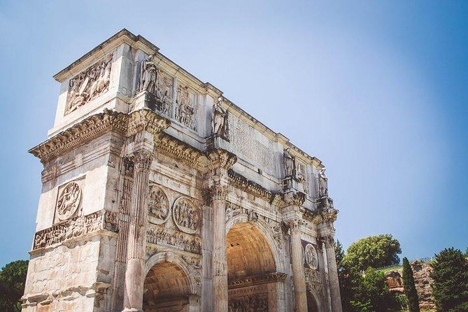 Rome: Colosseum Access with Official AI App & Arena Option - Meeting point at Via Marco Aurelio and the Arch of Constantine start