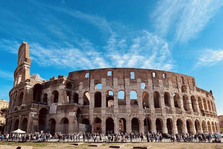Rome: Colosseum, Arena Floor & Ancient Rome Tour - Palatine Hill views: Rome’s origin stories in real space