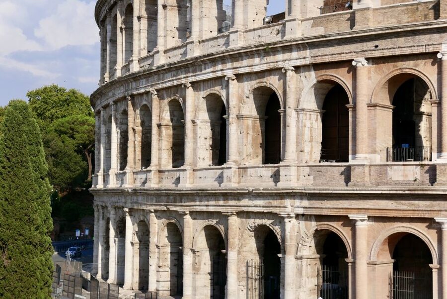 Rome: Colosseum Arena Guided Tour with Roman Forum Option - Who should book this Colosseum + Arena floor tour?