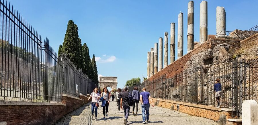 Rome: Colosseum Arena, Palatine Hill & Forum Guided Tour - What the timing really feels like (2.5–3 hours) and how to plan