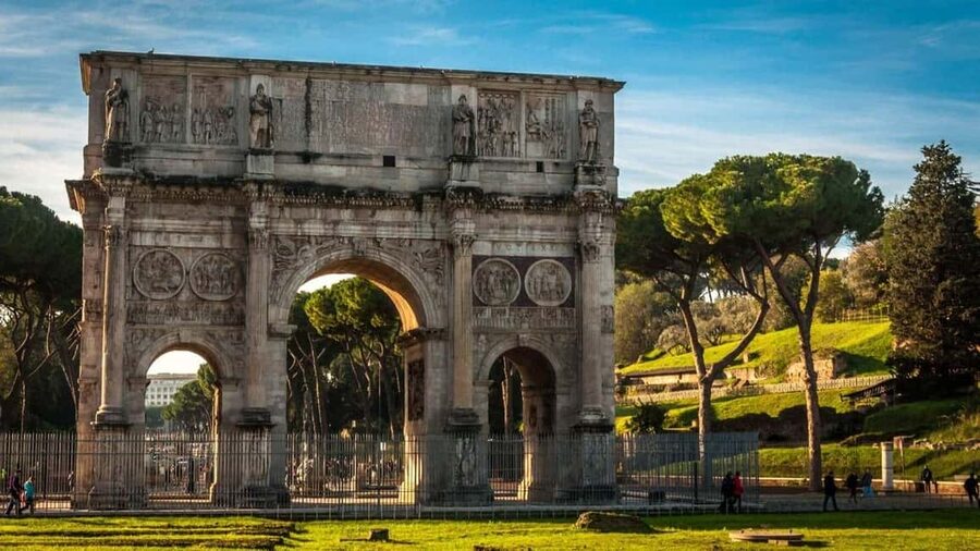 Rome: Colosseum Arena, Roman Forum, and Palatine Hill Tour - Palatine Hill: Imperial Residences and the Best Views in the Route