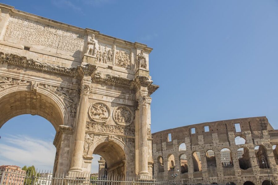 Rome: Colosseum Experience with Host and Audio Guide - Should you book this Colosseum experience?