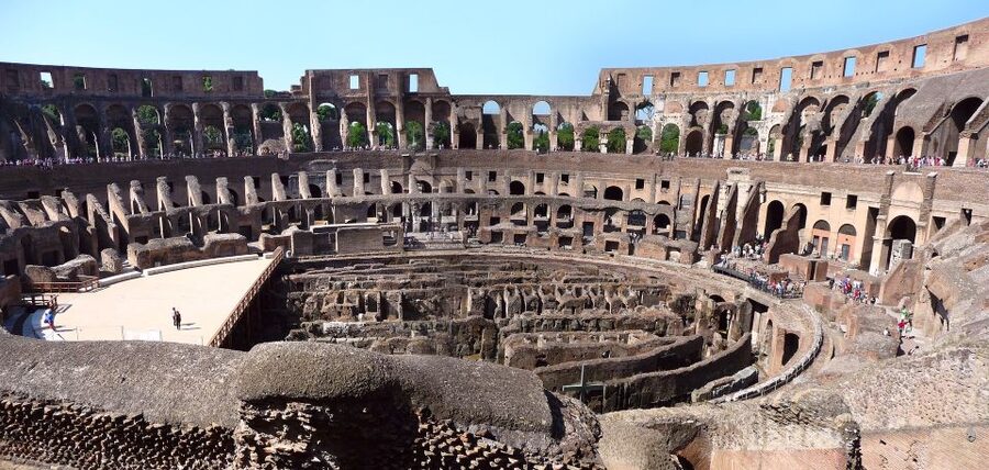 Rome: Colosseum Express Tour with Forum and Palatine Access - Free time inside the Colosseum after the guide