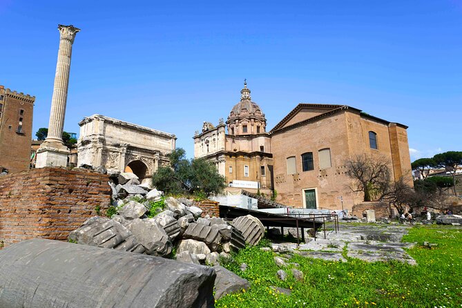 Rome: Colosseum, Forum, and Palatine Hill 3 hr Tour - Entering the Colosseum With Reserved Tickets