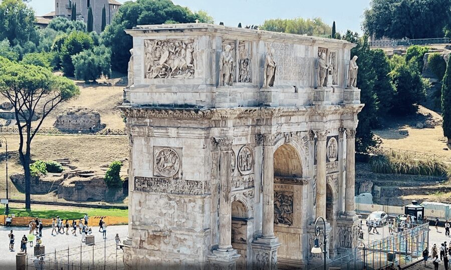 Rome: Colosseum & Forum Experience with Free Audio Guide App - Palatine Hill: climbing to the big city view