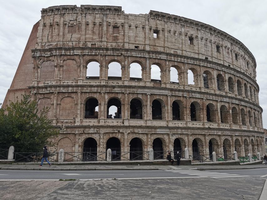Rome: Colosseum FULL EXPERIENCE ARENA FLOOR GUIDED TOUR - First and Second Levels: How the Interior Tells Its Story