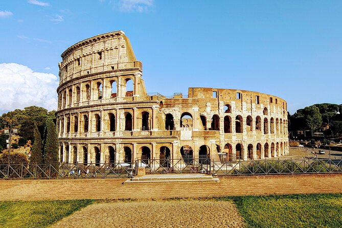 Rome: Colosseum Guided Tour with Roman Forum and Palatine hill - Roman Forum: Turning a Maze Into a Story (Then Wandering)