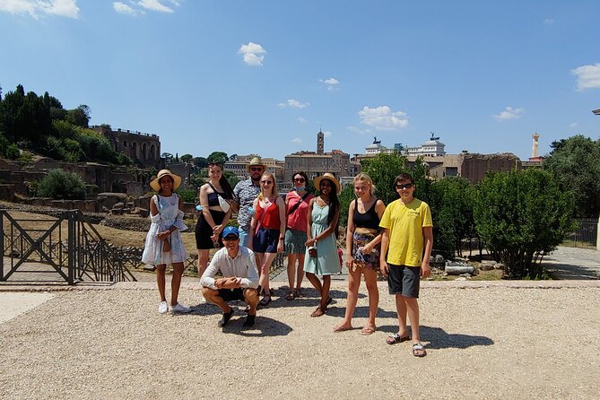 Rome: Colosseum Guided Tour with Roman Forum and Palatine hill - Palatine Hill Views and the Farnese Gardens Terrace