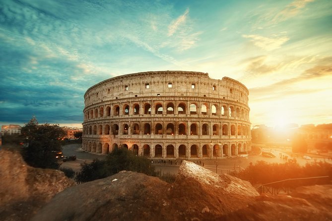 Rome: Colosseum, Palatine Hill and Roman Forum Group Tour - Reserved entry and how the tour timing is handled on the ground