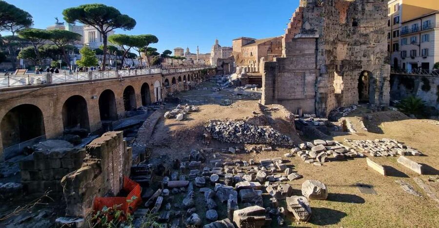 Rome: Colosseum, Palatine Hill and Roman Forum Guider Tour - How the pacing works (and where you’ll want patience)