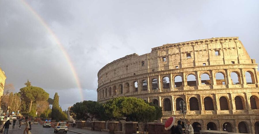 Rome: Colosseum, Palatine Hill, & Roman Forum Walking Tour - Meeting at Colosseo Metro and Getting Through Security