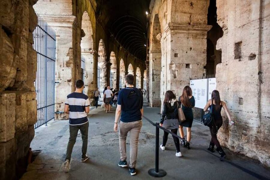 Rome: Colosseum, Palatine & Roman Forum Tour w/Entry Ticket - Second Level Views: Best Angles Inside and Out