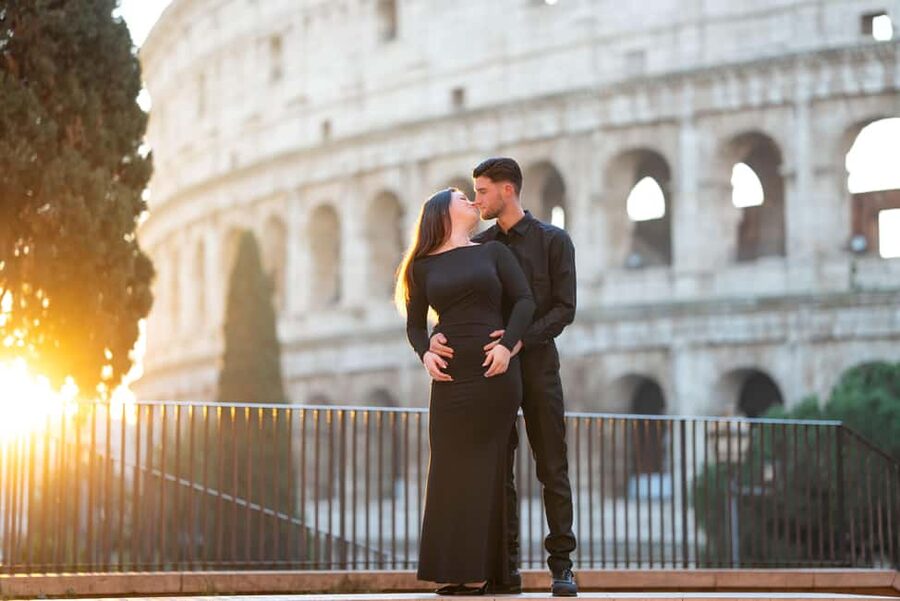 Rome: Colosseum Photoshoot – Private Session - Sunrise vs sunset: choosing light that makes your photos look expensive