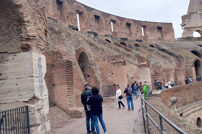 Rome : Colosseum , Roman Forum , Palatine Hill Tour - Headsets, English, and the small stuff that affects your day
