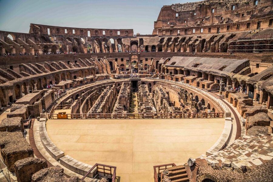 Rome: Colosseum Tour with Access to the Gladiator Arena - The short walk in: using the 15 minutes well