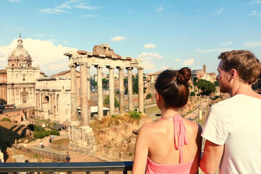 Rome: Colosseum Tour with Gladiator's Arena Option and Forum - Meeting by the Arch of Constantine (and finding your group quickly)