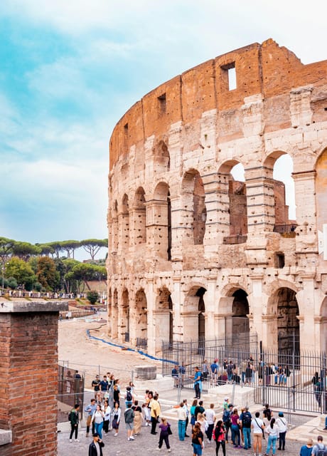 Rome: Colosseum with Access to Arena Floor and Ancient Rome - Audio app reality: Wi‑Fi, headphones, and avoiding tech hiccups