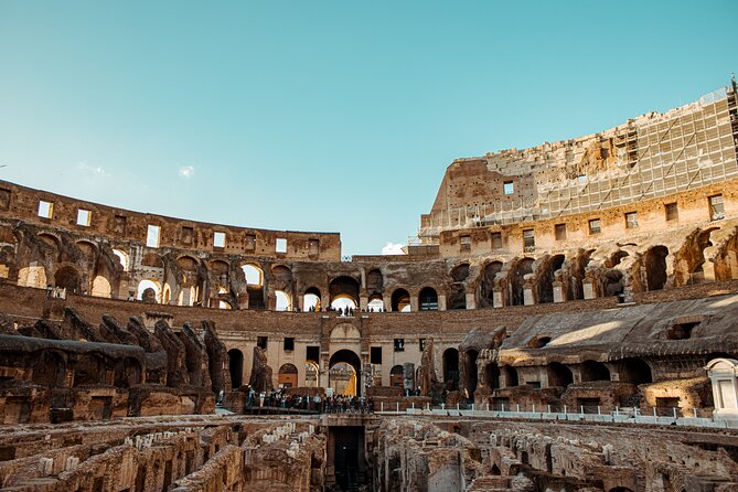 Rome Colosseum with Arena, Roman Forum & Palatine Guided Tour - Meeting point and security: the fast path (or the slow trap)