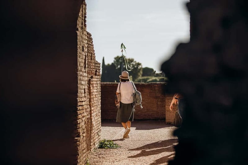 Rome: Complete Colosseum Tour with Different Sites Options - Palatine SUPER Sites: villas, temples, and the quieter side of power
